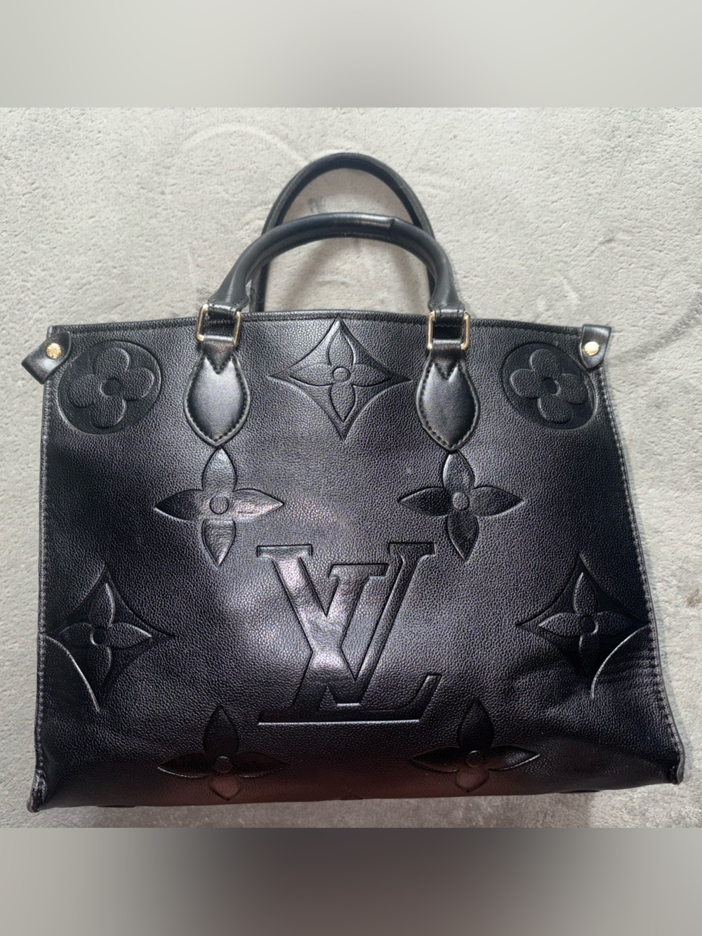 Louis Vuitton LV Monogram OnTheGo GM